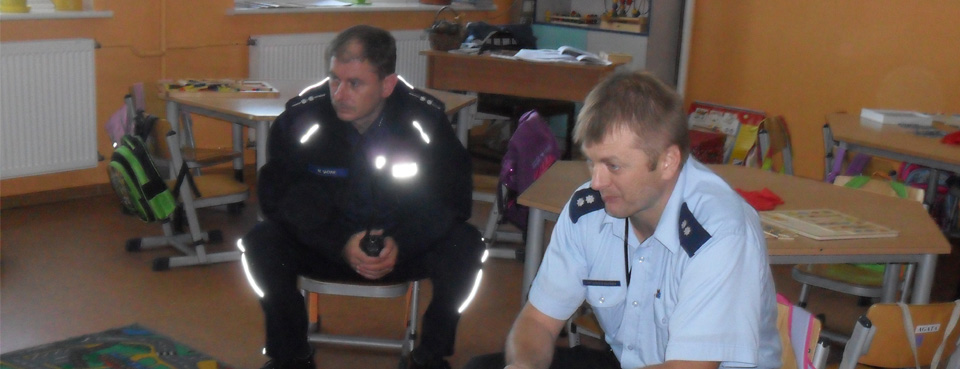 Spotkanie z policjantami w przedszkolu